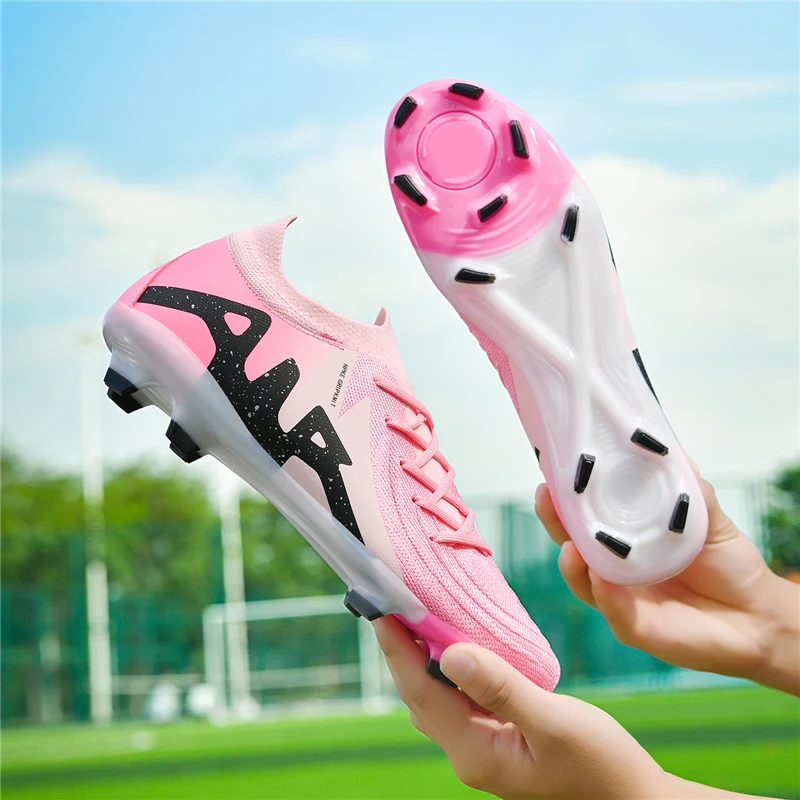 Nouvelles bottes de Football professionnelles hommes chaussures de Football société pour adultes crampons de Football ultralégers formation Football baskets en plein air - AliExpress 201768104 – Image 2